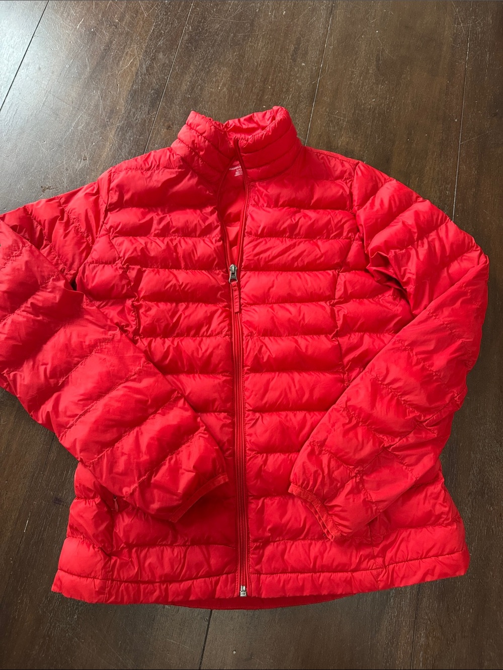 Amazon Essentials Women's Red Quilted Packable Puffer Jacket